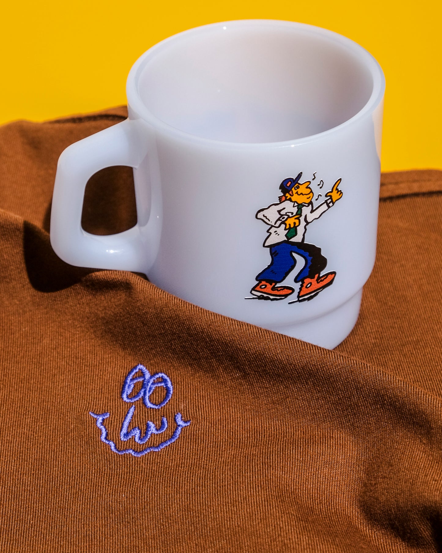 'Smile Scribble' Embroidered SS Tee (Brown)