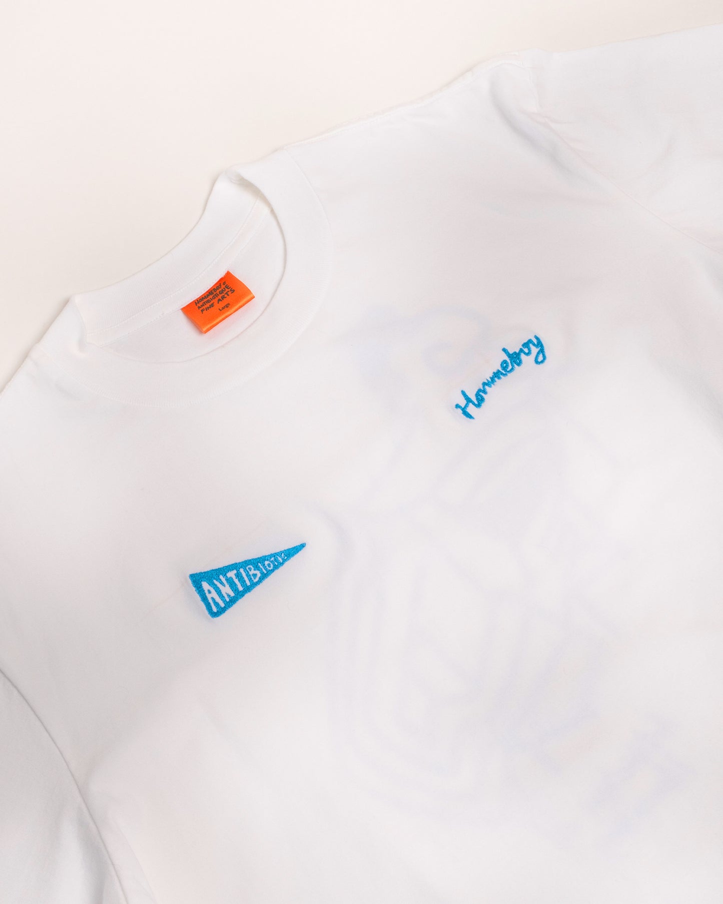 'Galerie' SS Tee (Warm White) - Hommeboy & Antibiotic Smile
