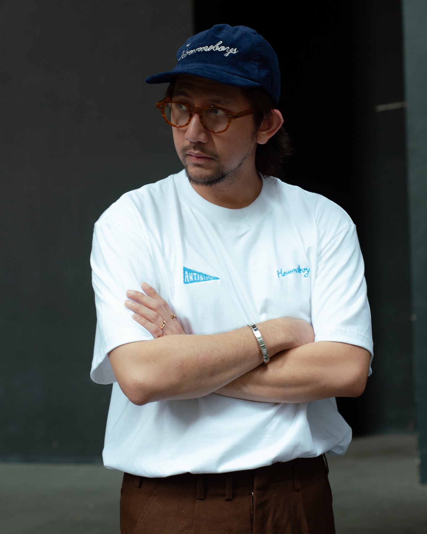 'Galerie' SS Tee (Warm White) - Hommeboy & Antibiotic Smile