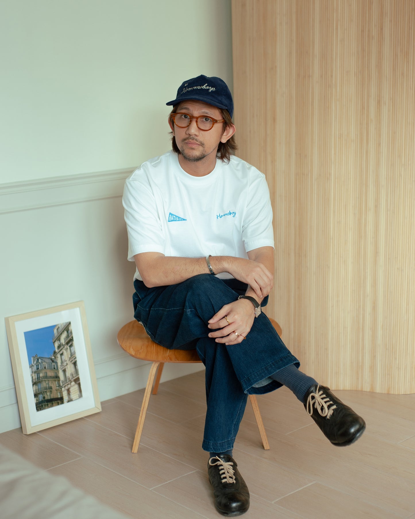 'Galerie' SS Tee (Warm White) - Hommeboy & Antibiotic Smile