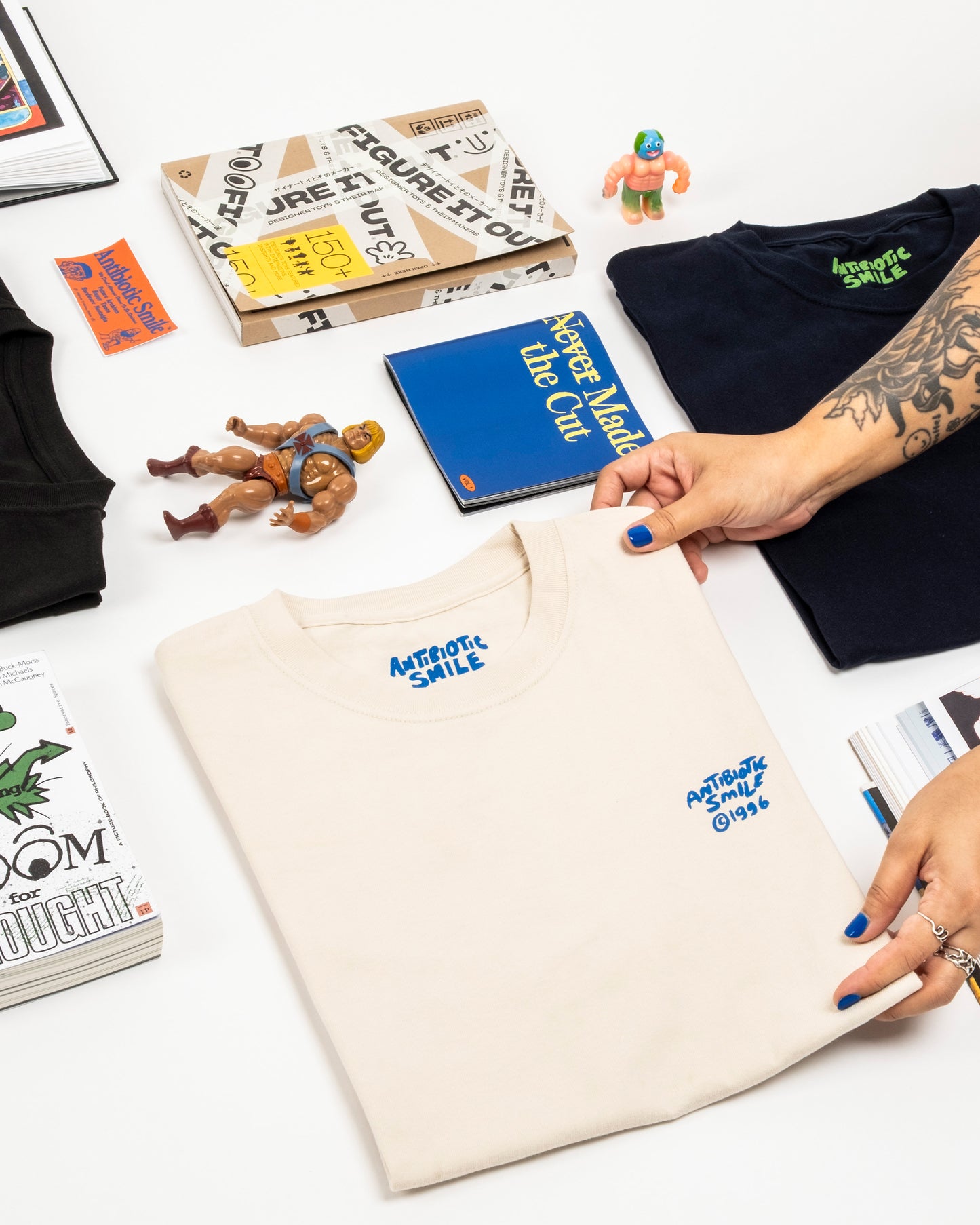 'Happy Tunes Book' Tee (Soy Milk)