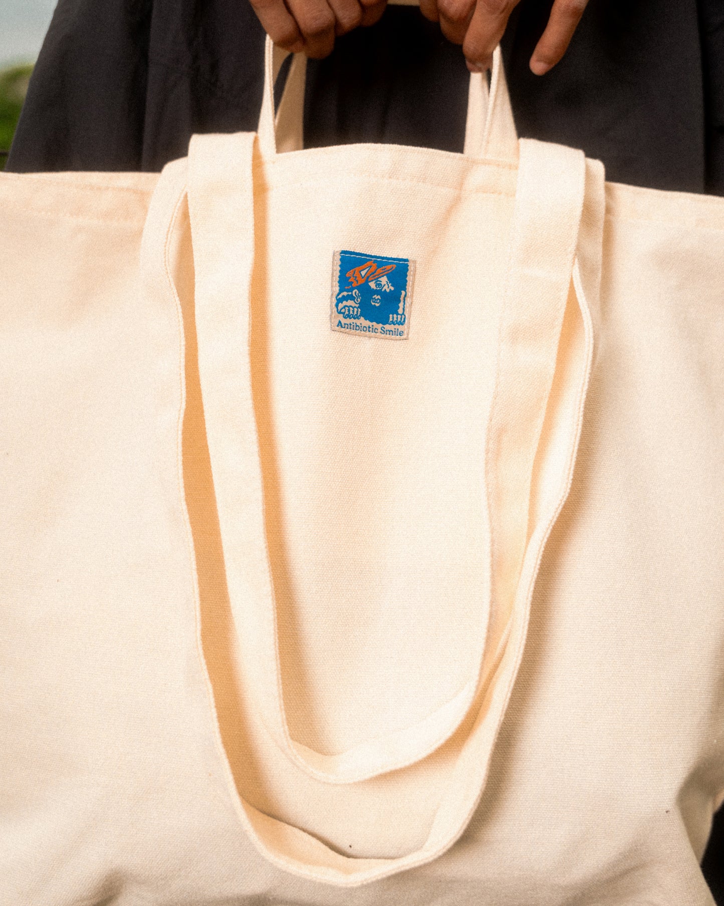 'Tackle' Double Handle Everyday Totebag (Cream)